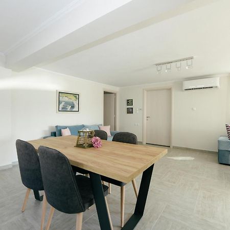 W1 Rooms Kavala Exterior photo